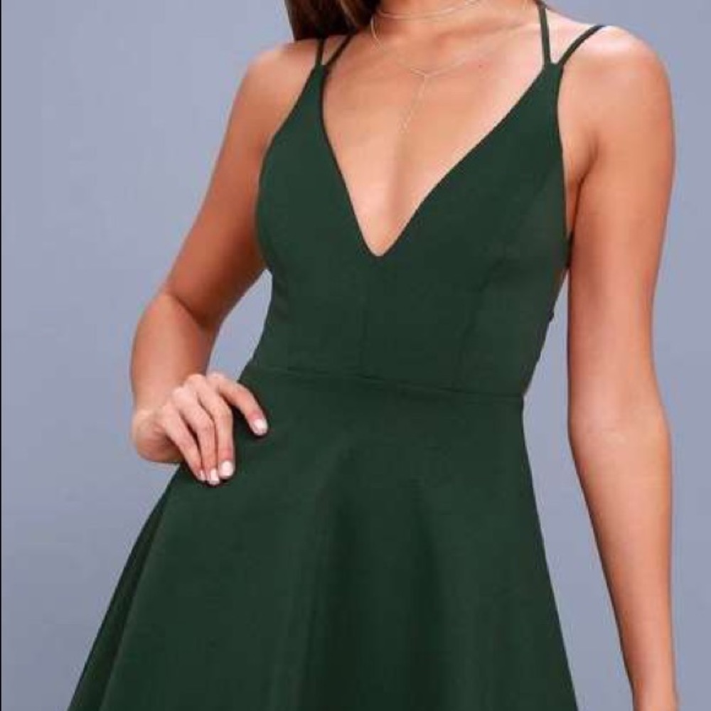 NWT Lulus Forest Green Spaghetti Strap Fit and Flare Deep Plunge Dress Size XS